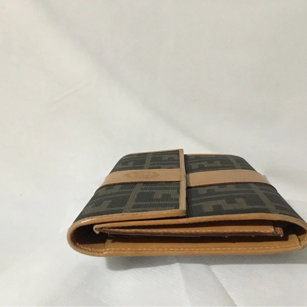 Authentic FENDI Brown Logo Wallet Trifold - Picture 4 of 16